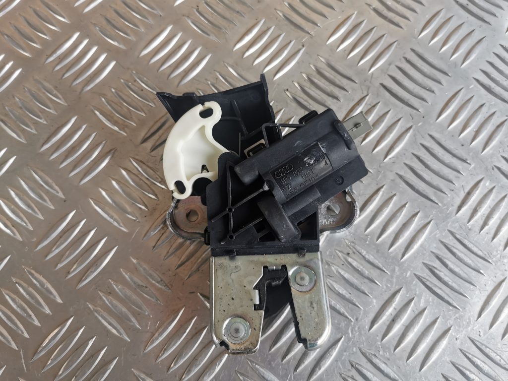 Bagāžnieka vāka slēdzene priekš VW PASSAT CC 2009 3 Bagāžnieka vāka slēdzene priekš VW PASSAT CC 2009