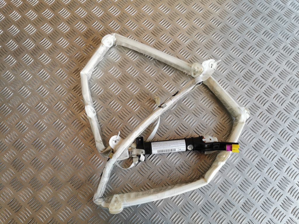 Griestu drošības spilvens, pa labi priekš AUDI A6 1998