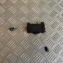 Signalizācijas vadības bloks priekš AUDI A6 1998