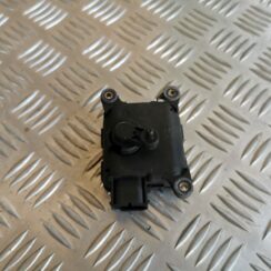 Apsildes sistēmas aktuators priekš AUDI A6 1998