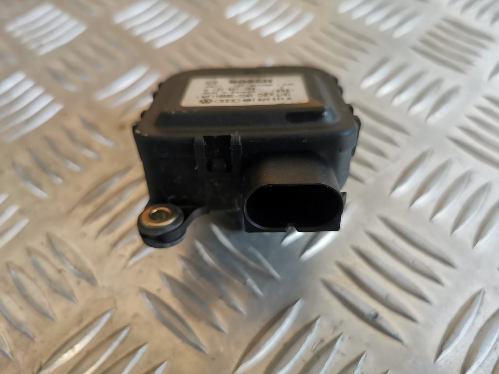 Apsildes sistēmas aktuators priekš AUDI A6 1998