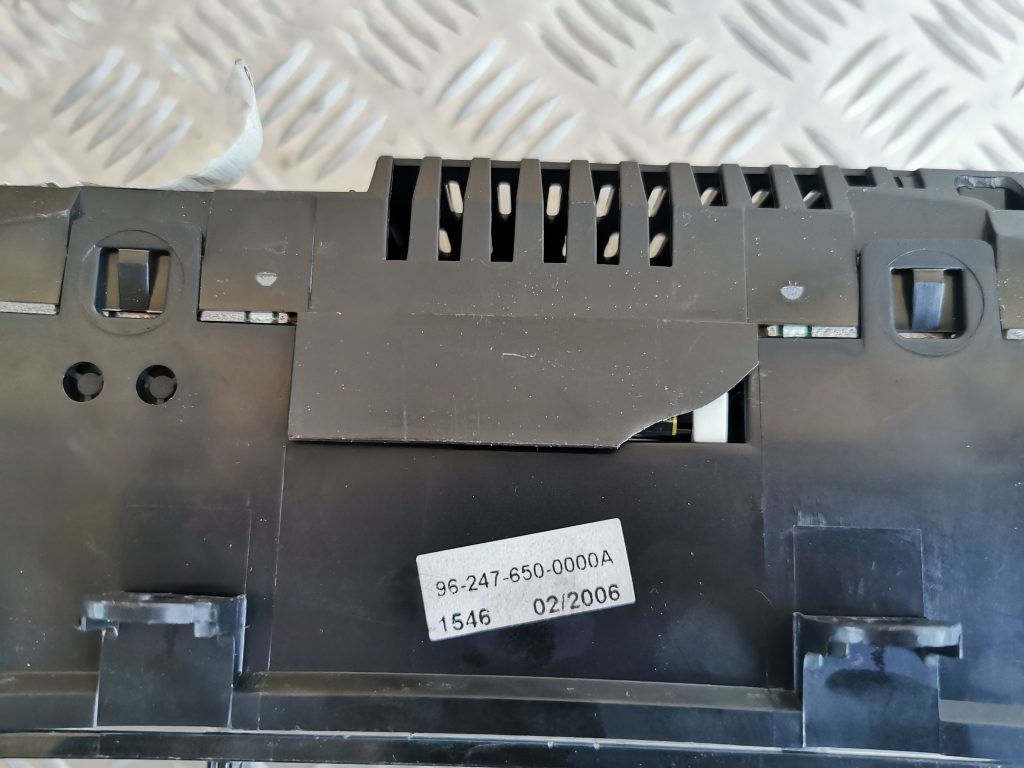 Spidometrs priekš AUDI A6 1998 5 Spidometrs priekš AUDI A6 1998