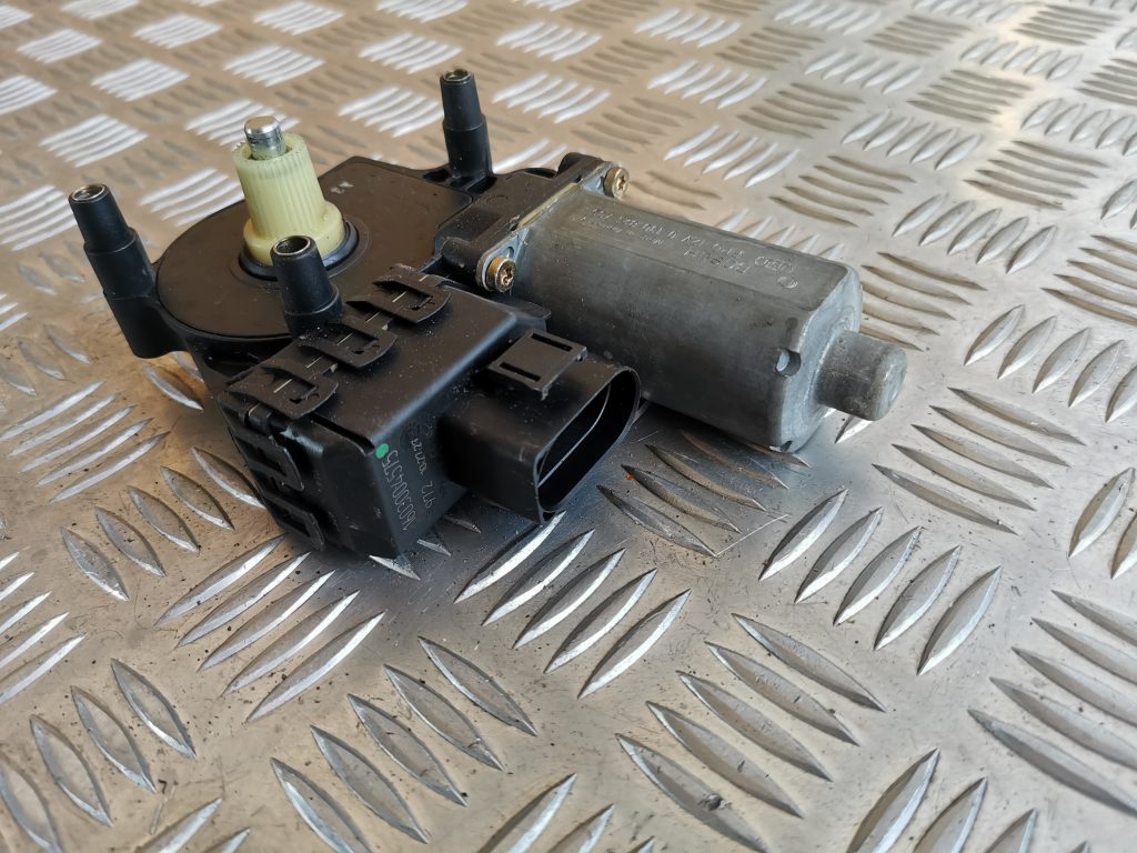 Elektrisko stiklu motors priekš AUDI A6 1998 3 Elektrisko stiklu motors priekš AUDI A6 1998