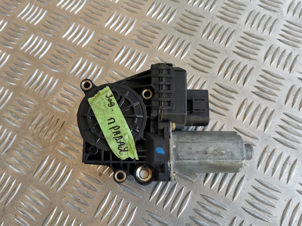 Elektrisko stiklu motors priekš AUDI A6 1998 2 Elektrisko stiklu motors priekš AUDI A6 1998