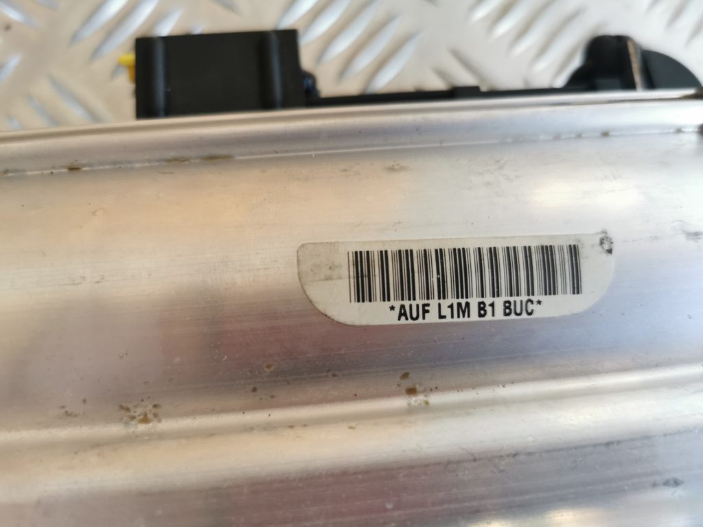 Mērinstrumentu paneļa drošības spilvens priekš AUDI A6 1998 4 Mērinstrumentu paneļa drošības spilvens priekš AUDI A6 1998