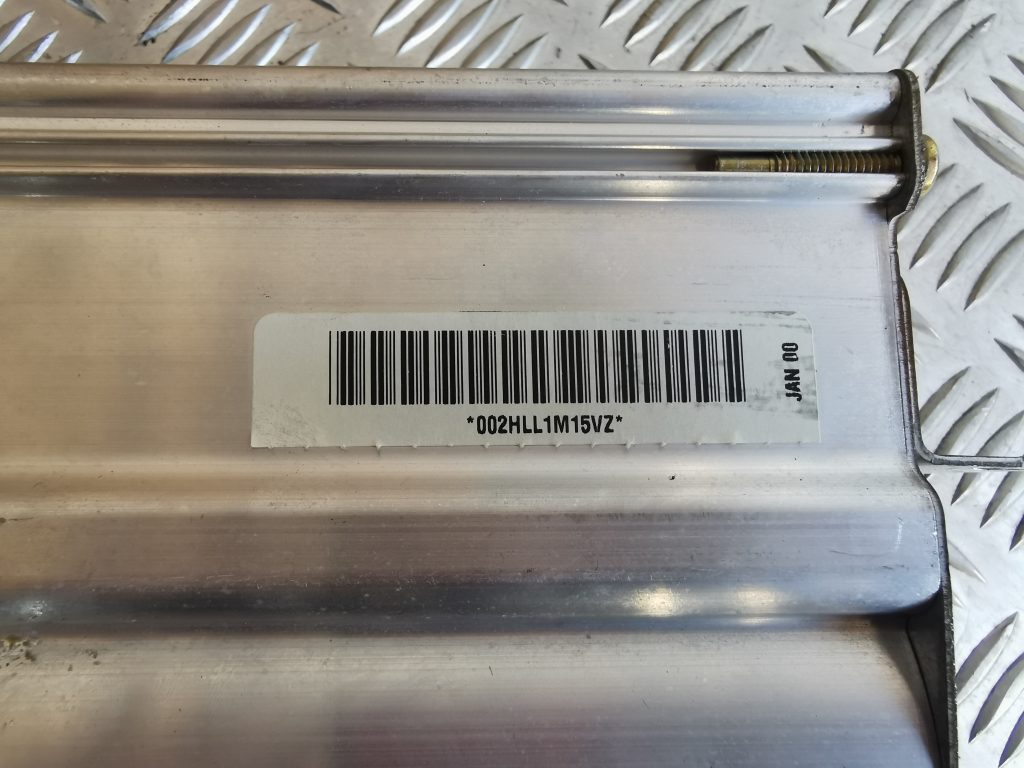 Mērinstrumentu paneļa drošības spilvens priekš AUDI A6 1998 5 Mērinstrumentu paneļa drošības spilvens priekš AUDI A6 1998