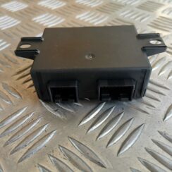 Parkošanās devēju vadības bloks priekš AUDI A6 1998