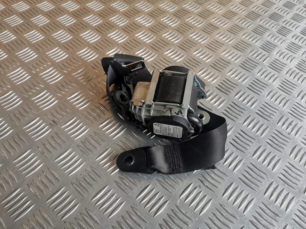 Priekšējā kreisā drošības josta priekš LAND ROVER FREELANDER 2007