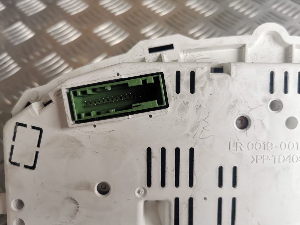 Spidometrs priekš LAND ROVER FREELANDER 2007