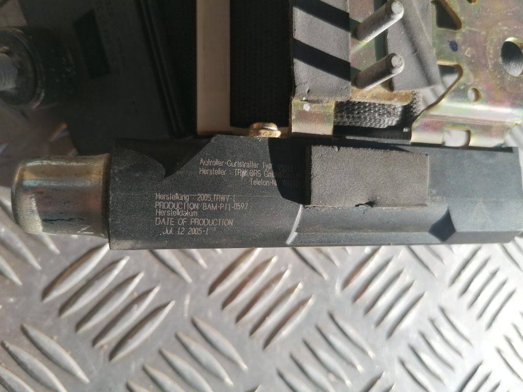 Aizmugurējā labā drošības josta priekš MERCEDES BENZ ML320 2005 BLACK