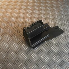 Mantu nodalījums bagāžniekā priekš MERCEDES BENZ ML320 2005 BLACK