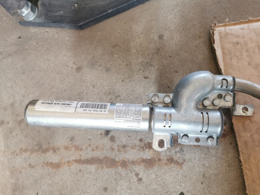 Griestu drošības spilvens, pa labi priekš MERCEDES BENZ ML320 2005 BLACK