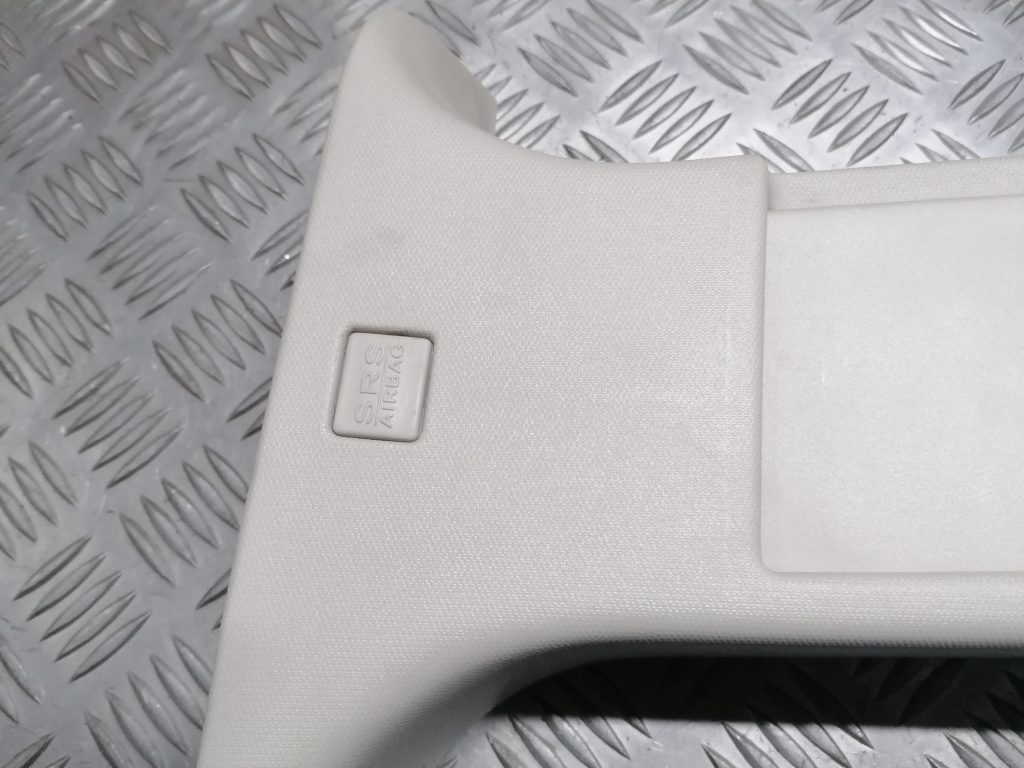 Vidējas salona statnes apdare priekš DODGE JOURNEY 2008