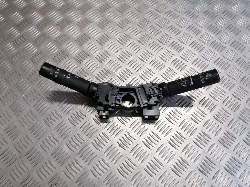 Stūres statnes slēdzis priekš SUBARU LEGACY 2011