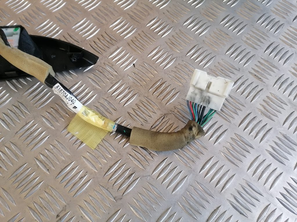 Šofera durvju slēdža pogas priekš SUBARU LEGACY 2011