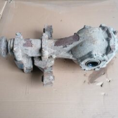 Aizmugurējais reduktors priekš SUBARU LEGACY 2011