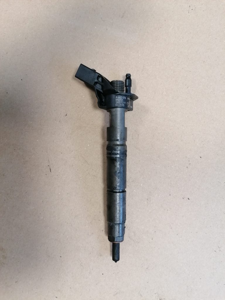 Degvielas smidzinātājs priekš MERCEDES BENZ CLS 320 2005