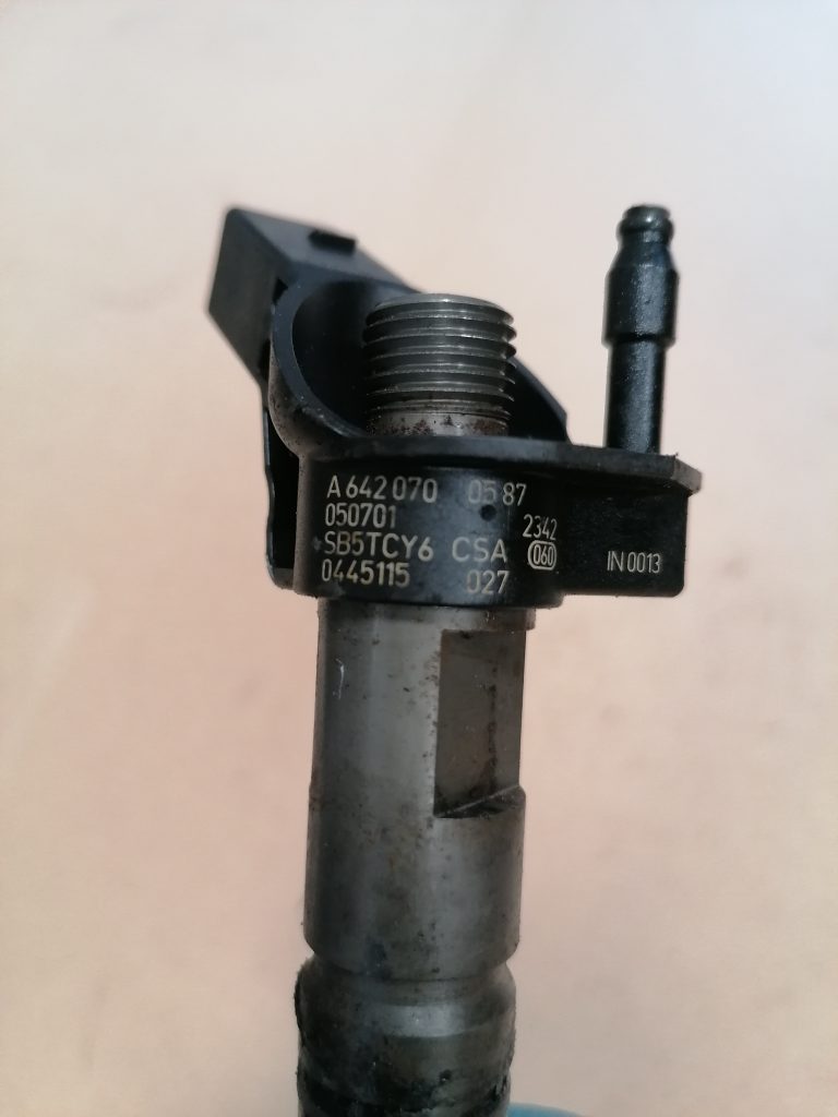 Degvielas smidzinātājs priekš MERCEDES BENZ CLS 320 2005