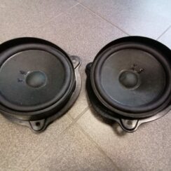 Skaļrunis (Sabvūferis) priekš MERCEDES BENZ CLS 320 2005