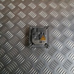 Ksenona vadības bloks priekš BMW 318D E91 2008 TOURING