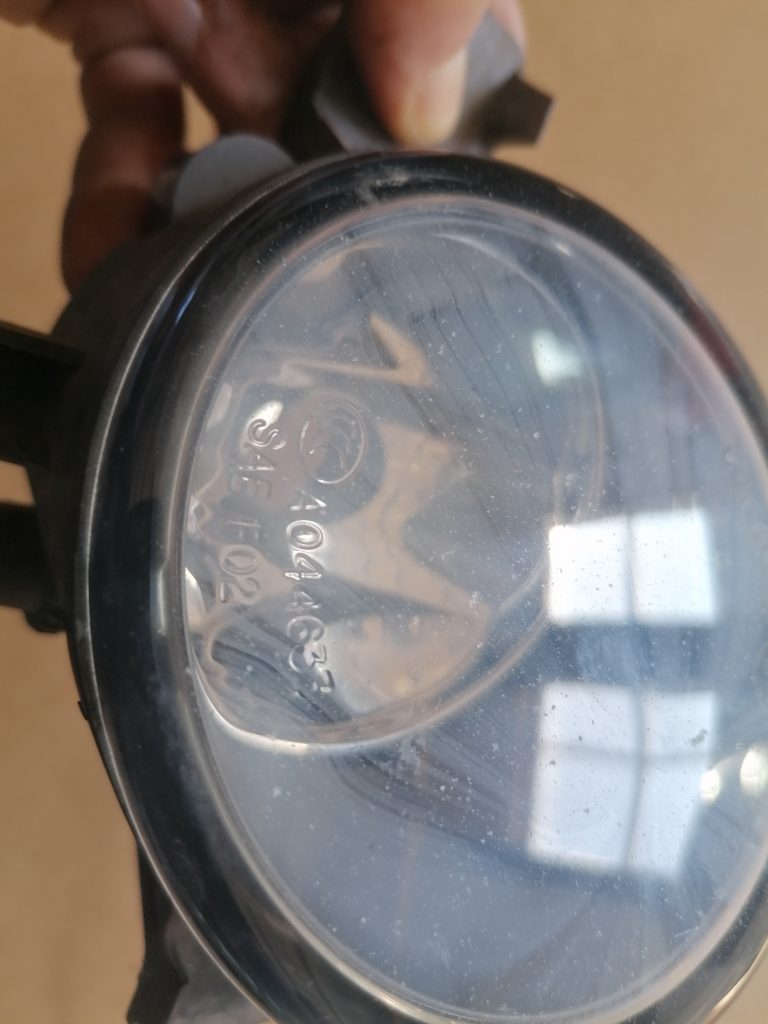 Miglas lukturis priekšā labajā pusē priekš RENAULT MASTER 2010- 89210438 3 Miglas lukturis priekšā labajā pusē priekš RENAULT MASTER 2010- 89210438