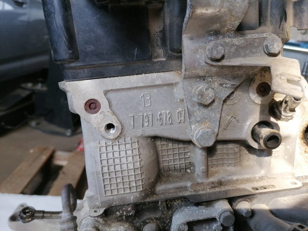 Dzinējs priekš BMW 1 E87 2009 WHITE