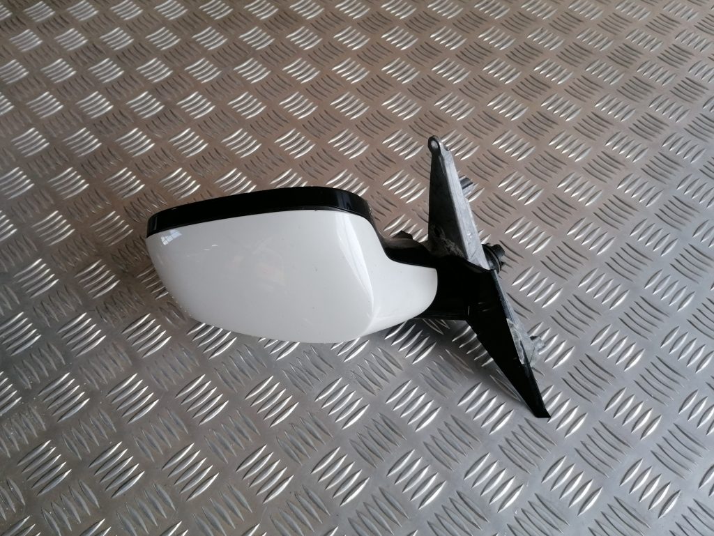 Ārējais spogulis, pa labi priekš BMW 1 E87 2009 WHITE