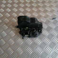 Aizmugurējo kreiso durvju slēdzene priekš BMW 1 E87 2009 WHITE