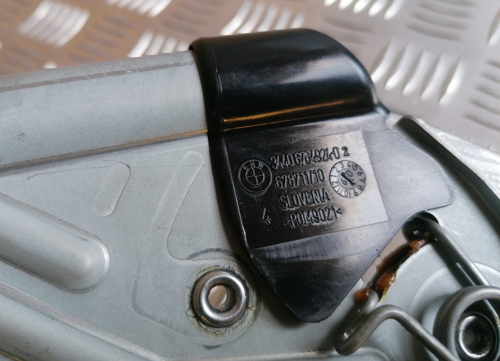 Stāvbremzes svira priekš BMW 1 E87 2009 WHITE