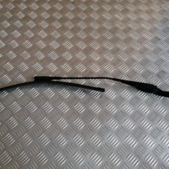 Vējstikla slotiņa priekš BMW 1 E87 2009 WHITE