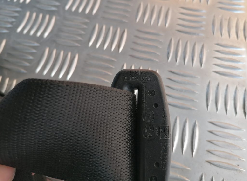 Aizmugurējā kreisa drošības josta priekš BMW 1 E87 2009 WHITE