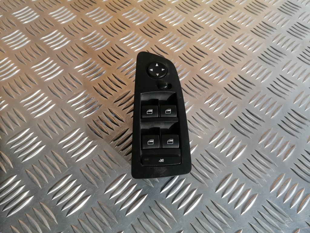 Šofera durvju slēdža pogas priekš BMW 1 E87 2009 WHITE 1 Šofera durvju slēdža pogas priekš BMW 1 E87 2009 WHITE