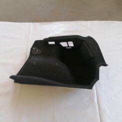 Bagāžnieka nodalījuma sānu apdare priekš BMW 1 E87 2009 WHITE