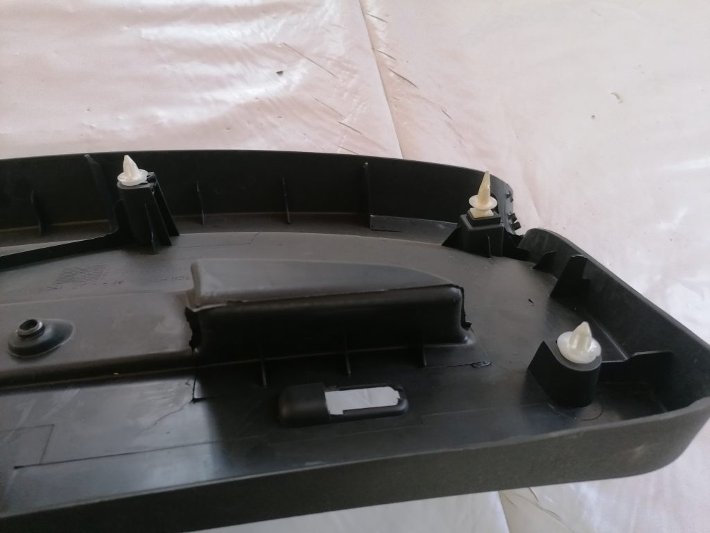 Bagāžnieka vāka liela apdare priekš BMW 1 E87 2009 WHITE