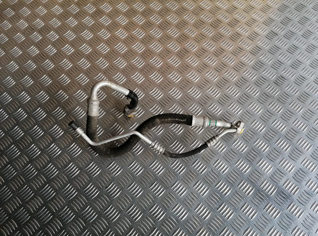 Gaisa kondicioniera galvenā caurule priekš BMW 1 E87 2009 WHITE