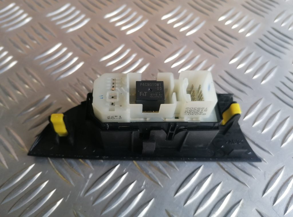 Stikla pacelšanas poga priekš LEXUS IS250 2007