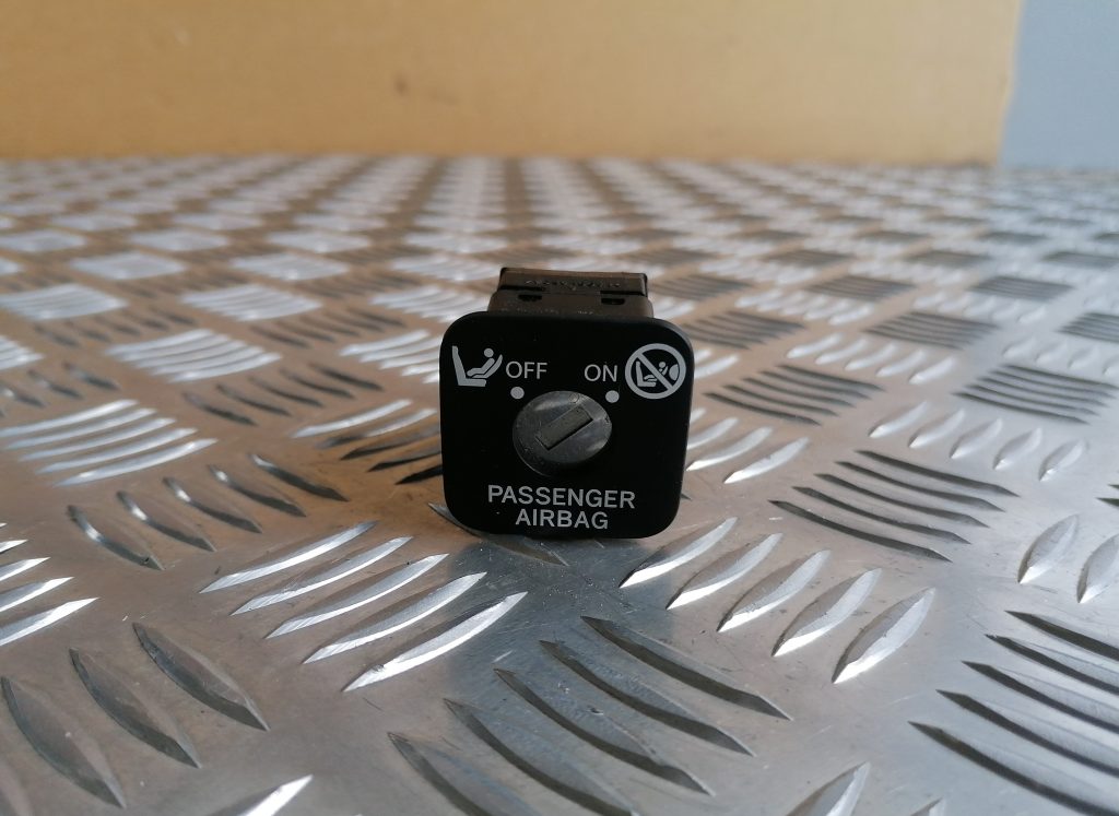 Drošības spilvena izslēgšanas slēdzis priekš LEXUS IS250 2007