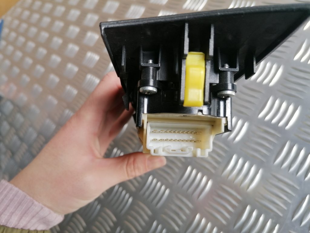 Šofera durvju slēdža pogas priekš LEXUS IS250 2007 6 Šofera durvju slēdža pogas priekš LEXUS IS250 2007