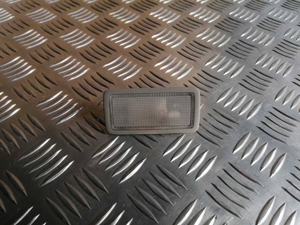 Apgaismojums bagažnieka nodalījuma priekš LEXUS IS250 2007