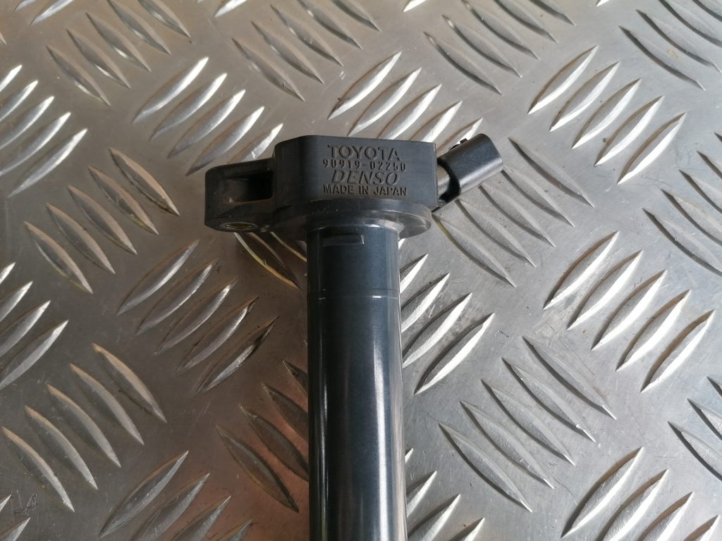 Augstsprieguma spole priekš LEXUS IS250 2007 8 Augstsprieguma spole priekš LEXUS IS250 2007