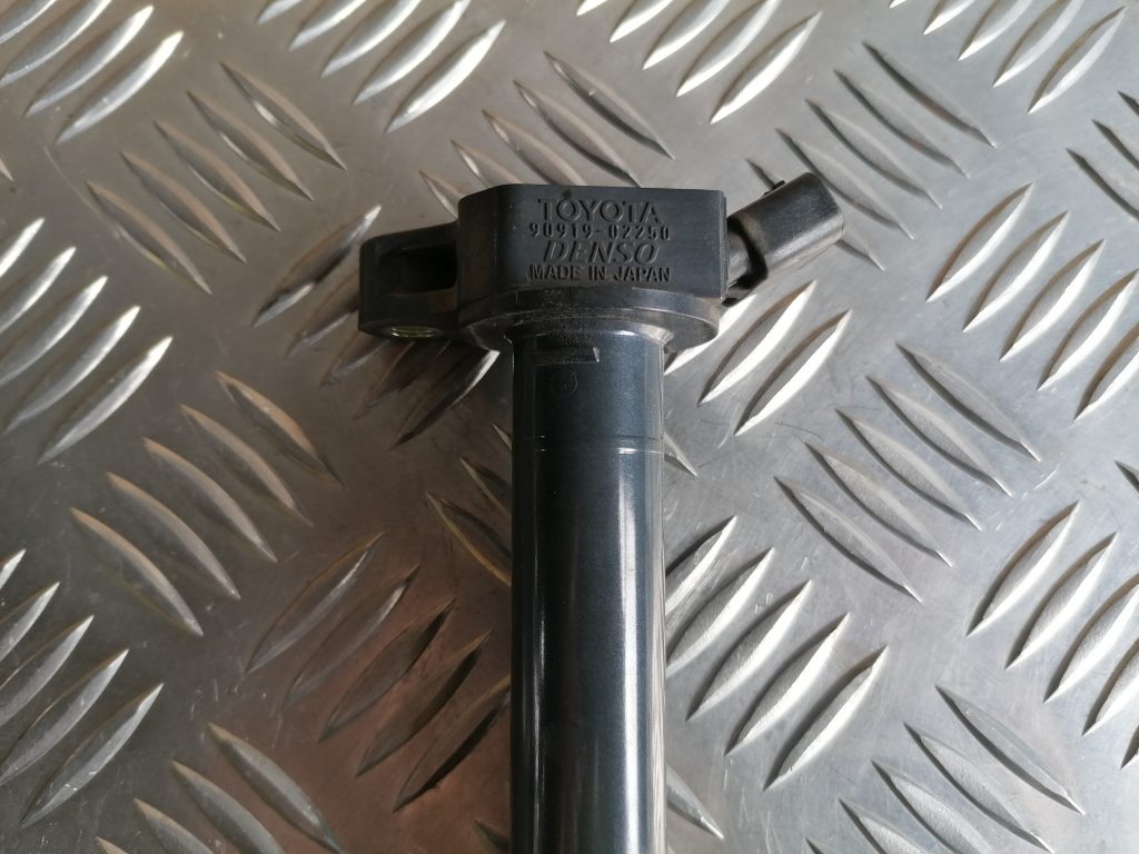 Augstsprieguma spole priekš LEXUS IS250 2007 6 Augstsprieguma spole priekš LEXUS IS250 2007