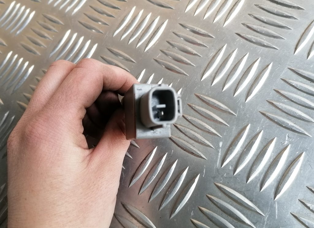 Radio kondensācijas devējs priekš LEXUS IS250 2007