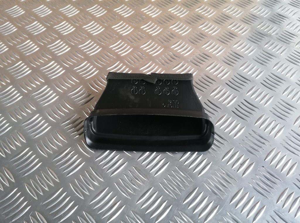 Salona gaisa vads priekš LEXUS IS250 2007 2 Salona gaisa vads priekš LEXUS IS250 2007