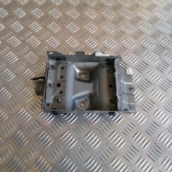 Priekšēja bufera pastiprinātāja kronšteins priekš LEXUS IS250 2007