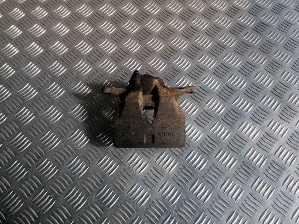 Priekšējais kreisais suports priekš LEXUS IS250 2007