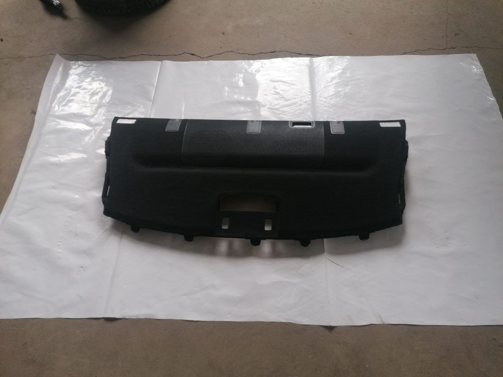 Bagāžnieka nodalījuma plaukts priekš LEXUS IS250 2007