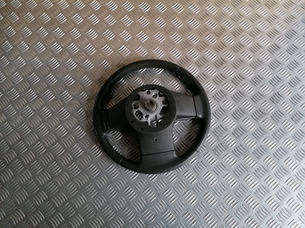 Stūre priekš NISSAN PATHFINDER 2006