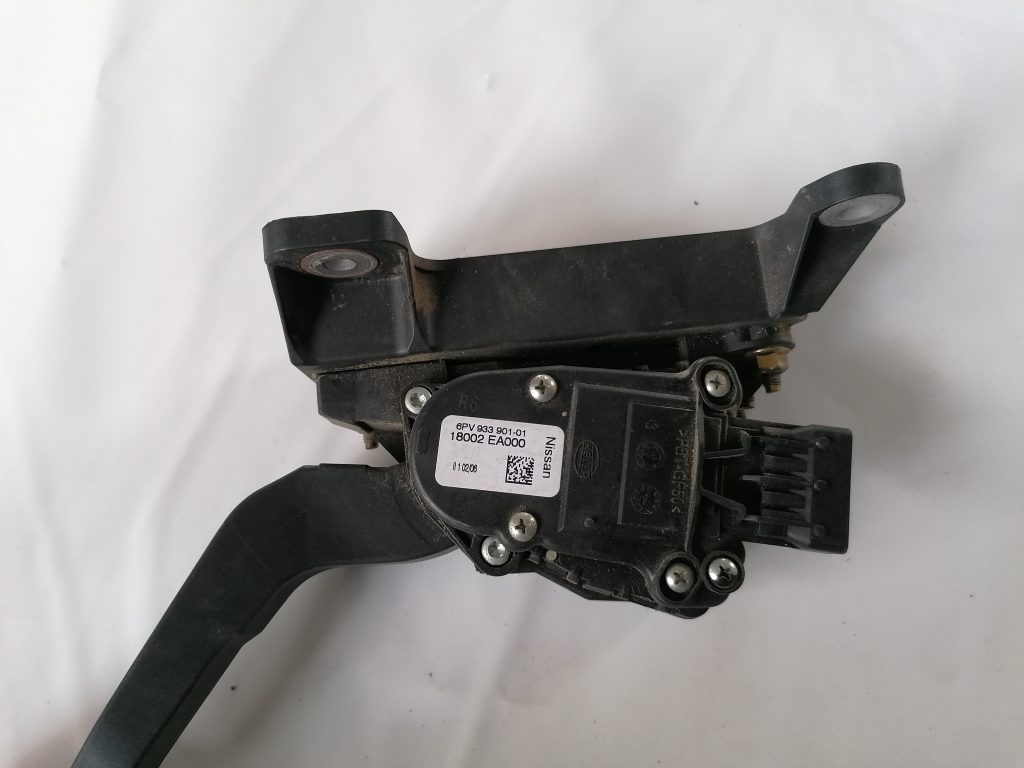 Gāzes pedālis priekš NISSAN PATHFINDER 2006