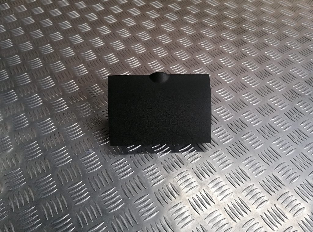 Mantu nodalījums bagāžniekā priekš NISSAN PATHFINDER 2006