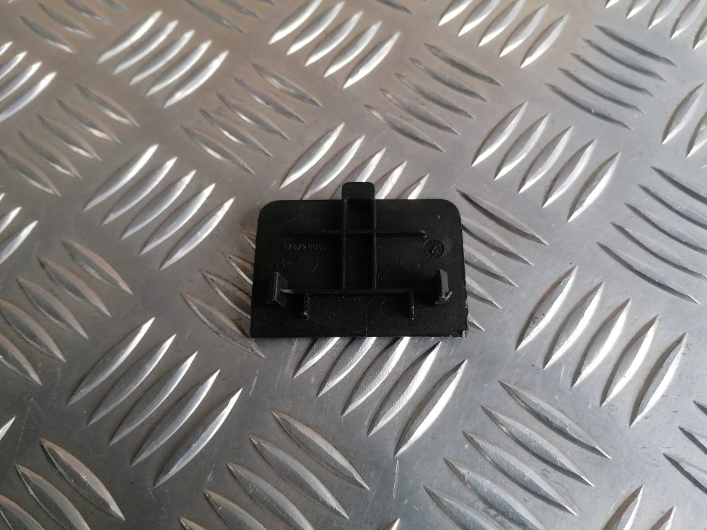 Salona apdares uzlika priekš NISSAN PATHFINDER 2006